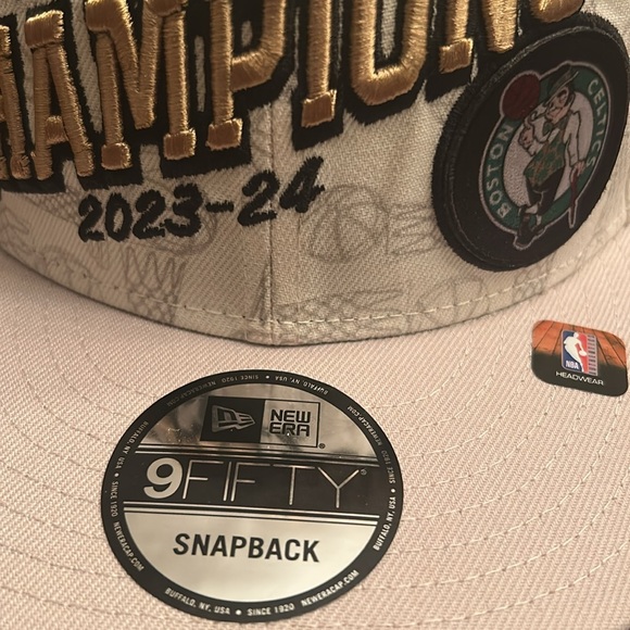 Boston Celtics New Era 2024 NBA Finals Champions Locker Room 9FIFTY Snapback Hat